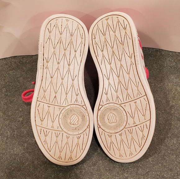 K-SWISS Girls Sneaker (size 11) - Picture 5 of 7
